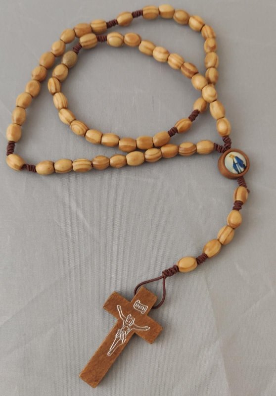 ROSARIO LEGNO SU CORDA
