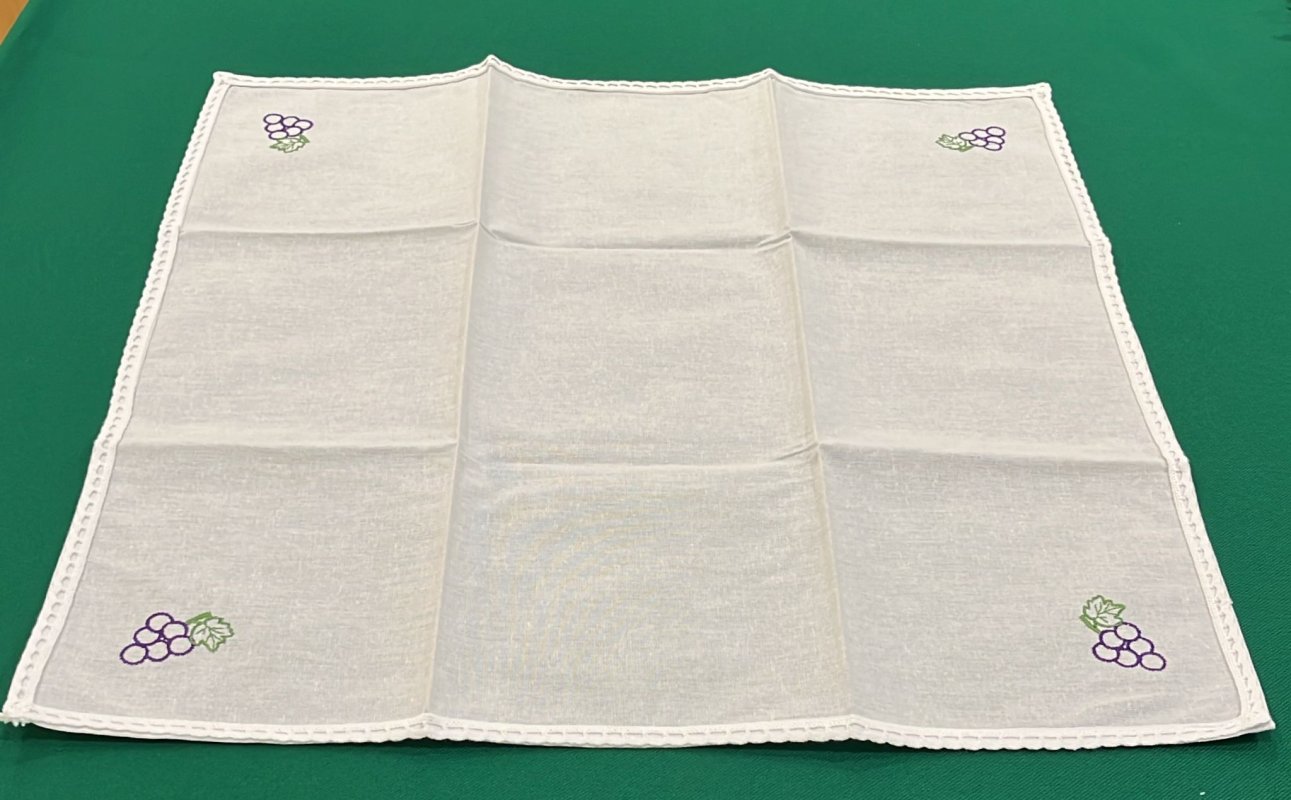 CORPORALE UVA 48X48 CM  RICAMATO 100% COTONE