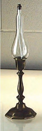 LUME BASE OTTAGONALE STELO ALTO - Realizzato in vetro, base in ottone. Altezza 31.5 cm e diametro 8 cm.