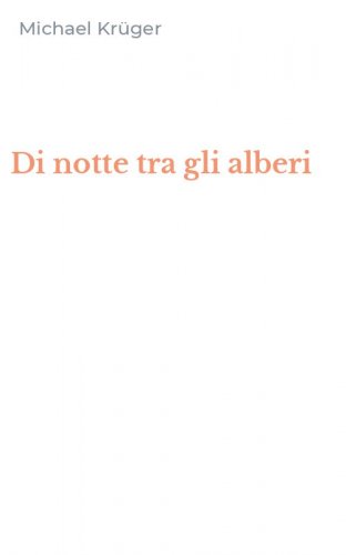 Di notte tra gli alberi