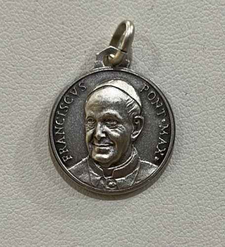 MEDAGLIA ARGENTO DI PAPA FRANCESCO - MEDAGLIA IN ARGENTO 925 DA 8 MM DI DIAMETRO