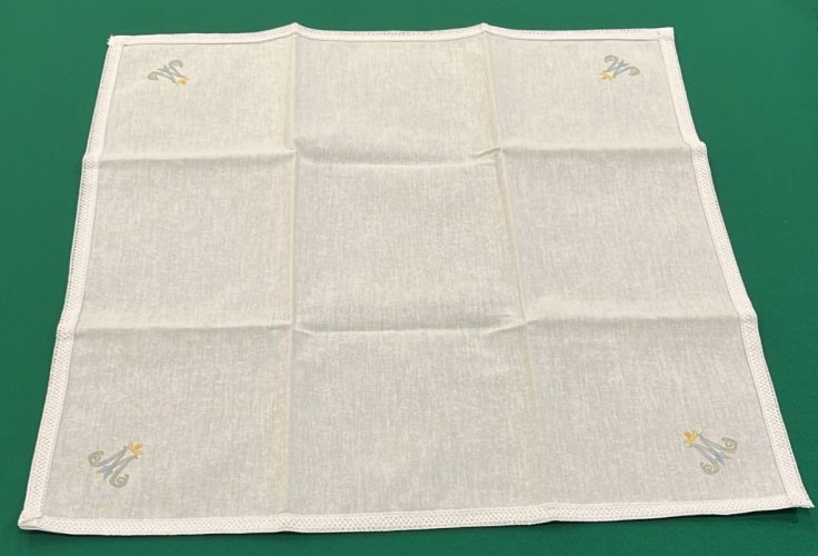 CORPORALE  MARIA-GIGLIO RICAMATO 100% COTONE - 48X48 CM