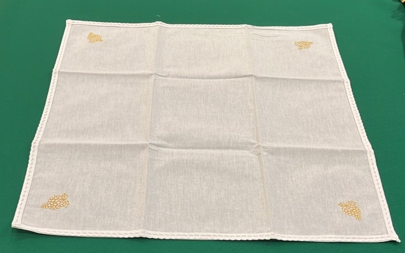 CORPORALE UVA ORO RICAMATO 100% COTONE - 48X48 CM