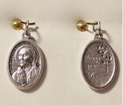 SANTA TERESA DI CALCUTTA - Medaglia in zama, altezza 22 mm.