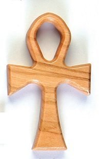 CROCE A FIOCCO IN LEGNO DI ULIVO CON LACCIO - ANKH: Croce della vita. Misure: cm 4,7 x 2,9